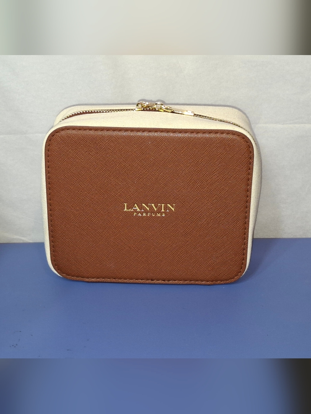  Lanvin Parfums Travel Pouch / Cosmetic Case- NWOT